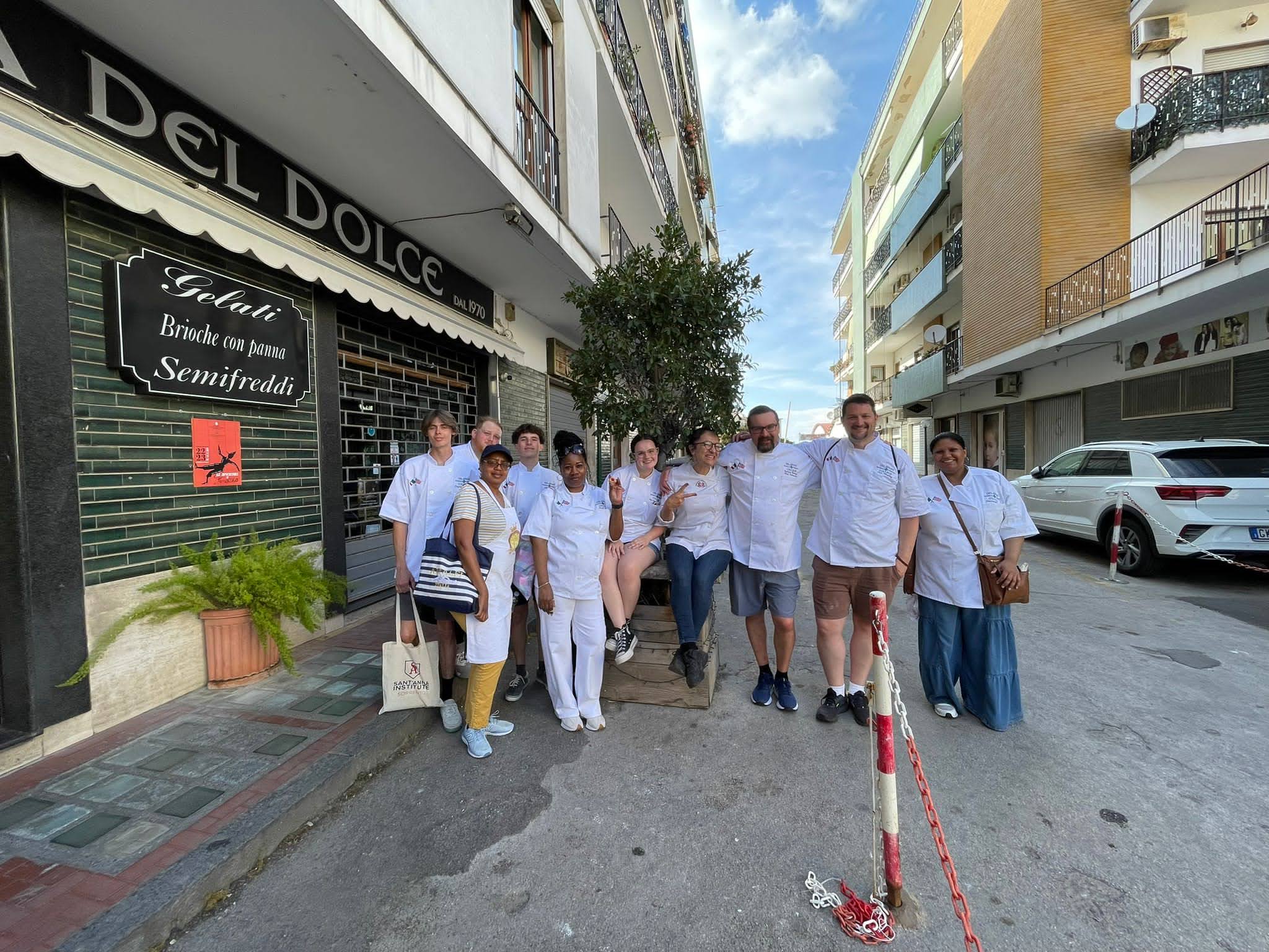 Group photo at Casa del Dolce